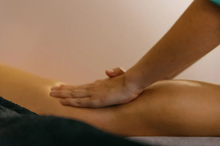 lipoedem-manuelle-lymphdrainage-behandlung